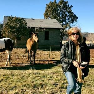 Meet your Posher, Diana